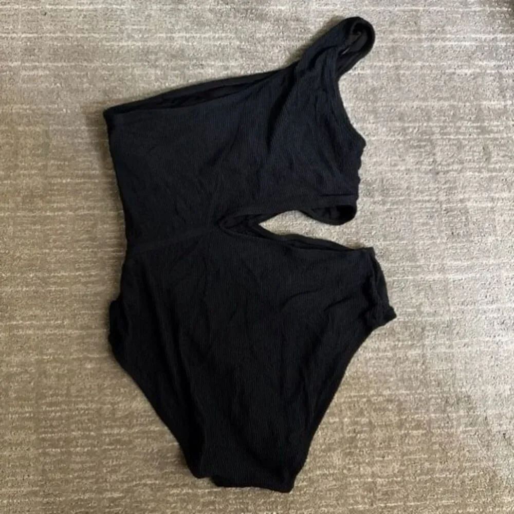 Michael Kors Black Ribbed One Shoulder Cutout Swimsuit 14
